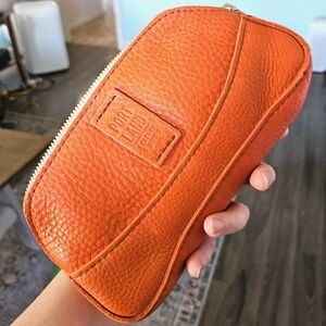 Portland Leather Artisan Bag - Cape Coral